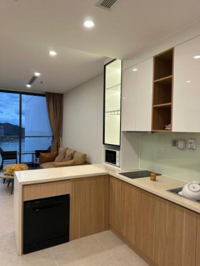 Luxury apartment with sea view, Thap Ba